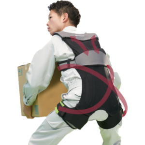 荷物を持ち上げようとする状態